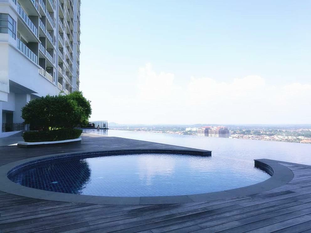 Mykey Silverscape B-39-06 Malacca