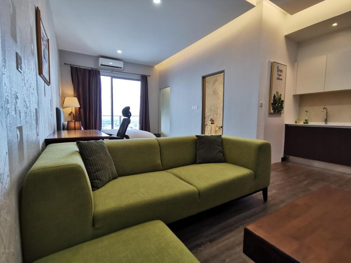 Apartment Mykey Silverscape B-39-06 Malacca